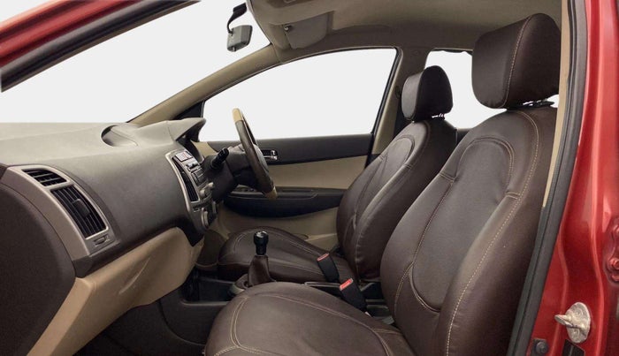 2013 Hyundai i20 MAGNA (O) 1.2, Petrol, Manual, 67,739 km, Right Side Front Door Cabin