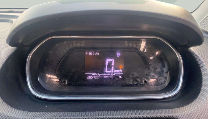 2021 Tata Tiago XT PETROL, Petrol, Manual, 28,606 km, Instrument cluster - Glass has scratches