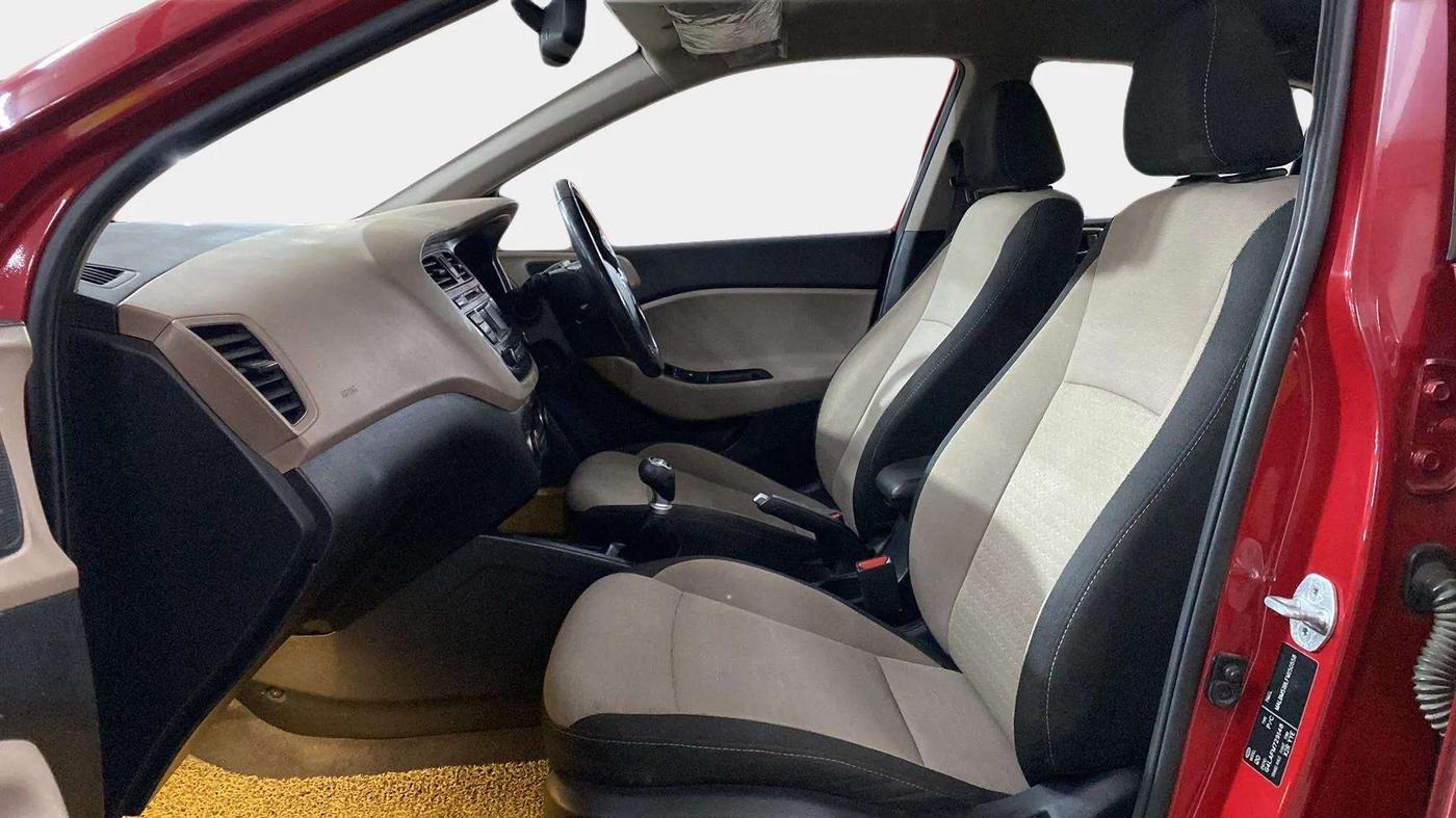 2015 Hyundai Elite i20 ASTA 1.2, Petrol, Manual, 39,048 km, Right Side Front Door Cabin