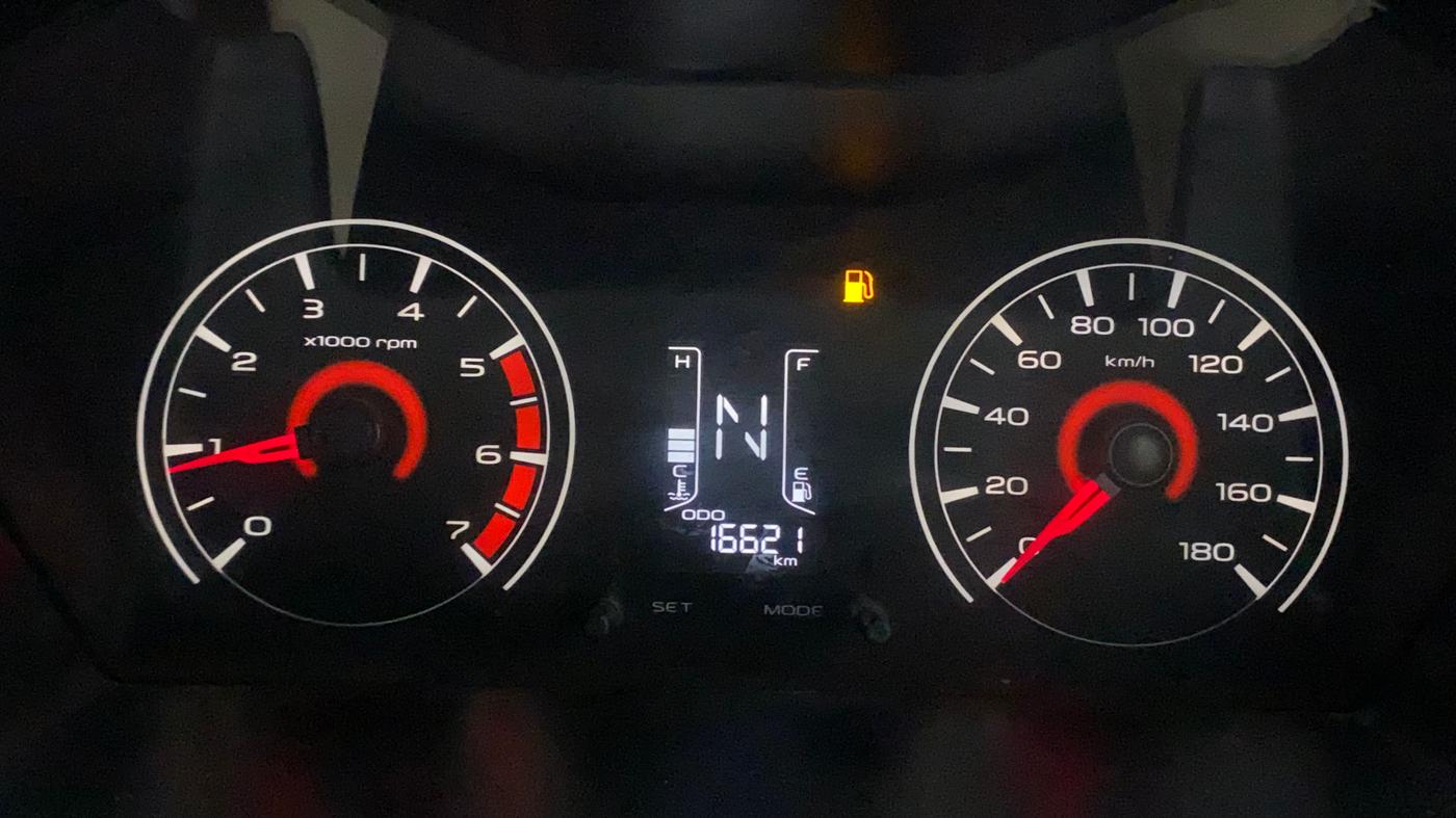 2016 Mahindra Kuv100 K4 6 STR, Petrol, Manual, 16,621 km, Odometer Image