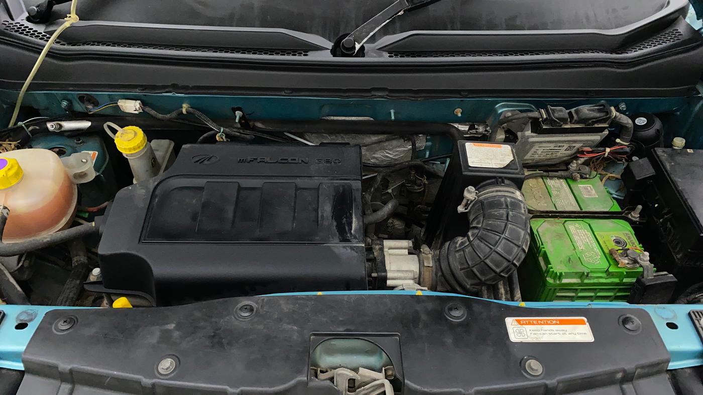2016 Mahindra Kuv100 K4 6 STR, Petrol, Manual, 16,621 km, Open Bonet