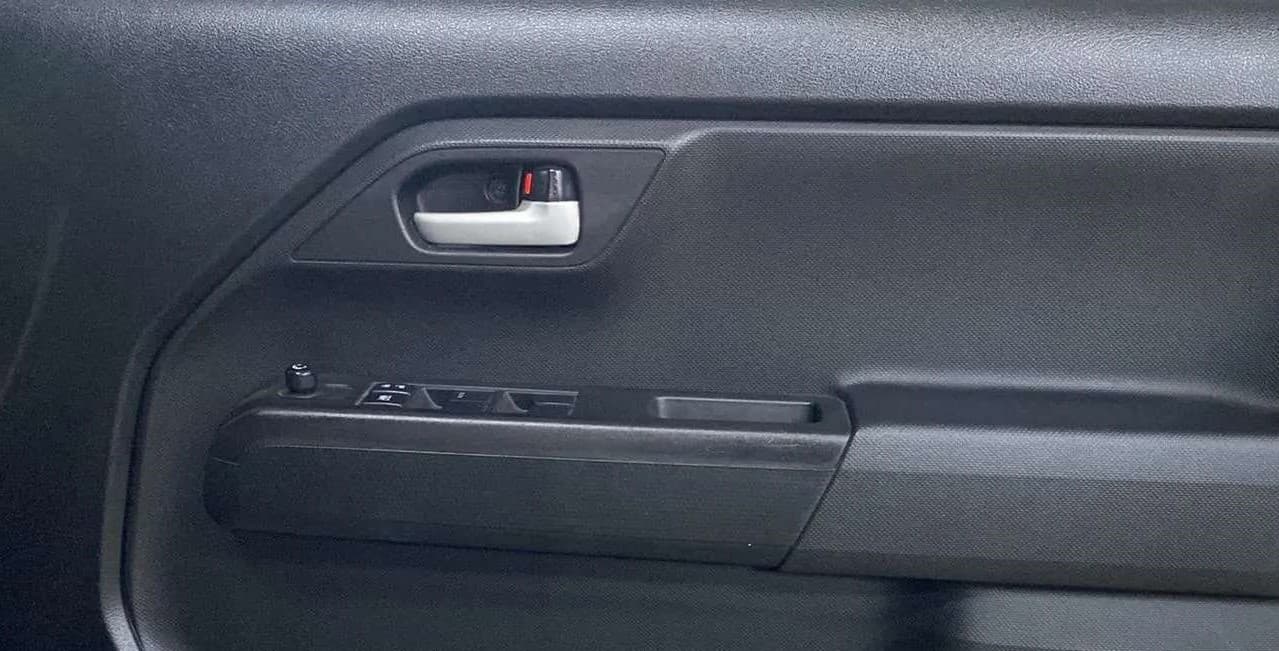 2020 Maruti New Wagon-R VXI 1.2, Petrol, Manual, 16,858 km, Driver Side Door Panels Control