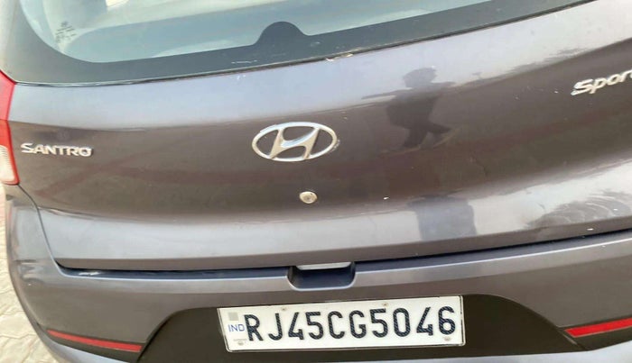 2019 Hyundai NEW SANTRO SPORTZ AMT, Petrol, Automatic, 35,080 km, Dicky (Boot door) - Slightly dented