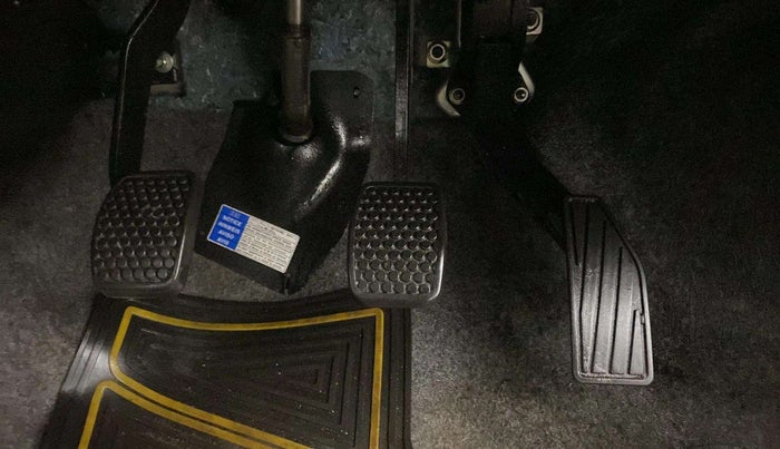 2020 Maruti Alto VXI PLUS, Petrol, Manual, 5,828 km, Pedals