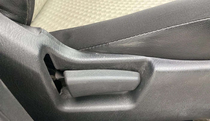 2020 Maruti Alto VXI PLUS, Petrol, Manual, 5,828 km, Driver Side Adjustment Panel