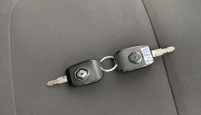 2021 Renault Kwid CLIMBER 1.0 AMT (O), Petrol, Automatic, 11,960 km, Key Close Up