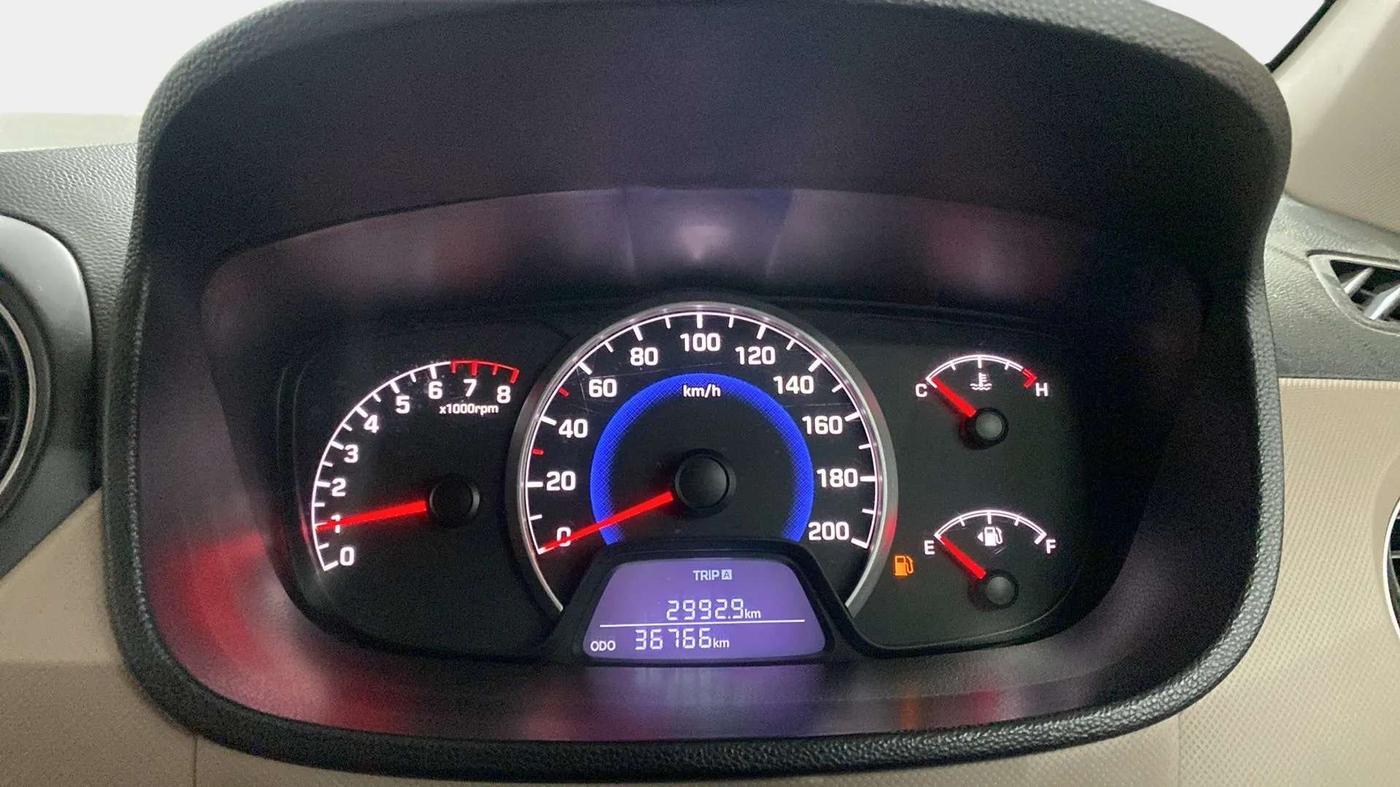 2016 Hyundai Grand i10 SPORTZ 1.2 KAPPA VTVT, Petrol, Manual, 36,795 km, Odometer Image