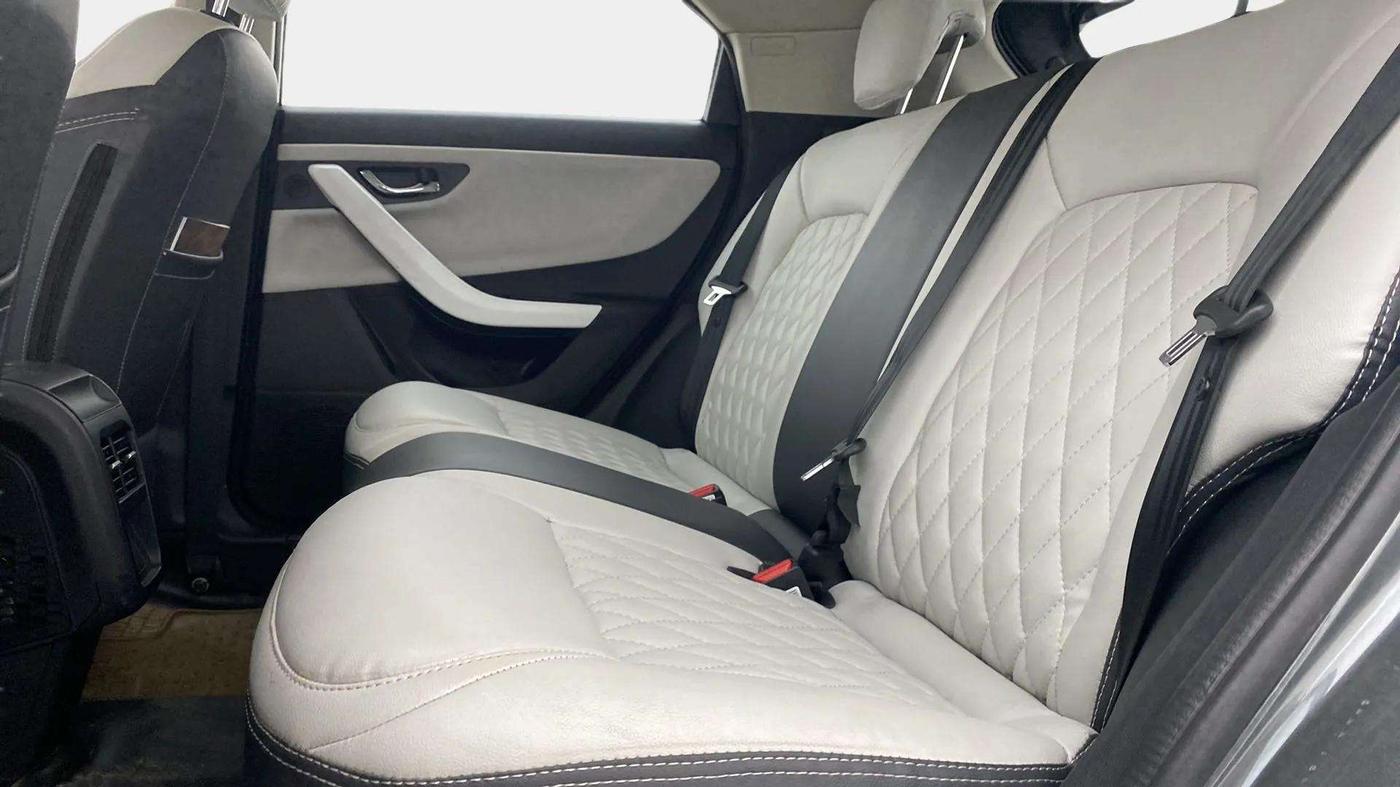 2023 Tata NEXON CREATIVE+ DCA DUAL TONE 1.2 PETROL, Petrol, Automatic, 23,022 km, Right Side Rear Door Cabin