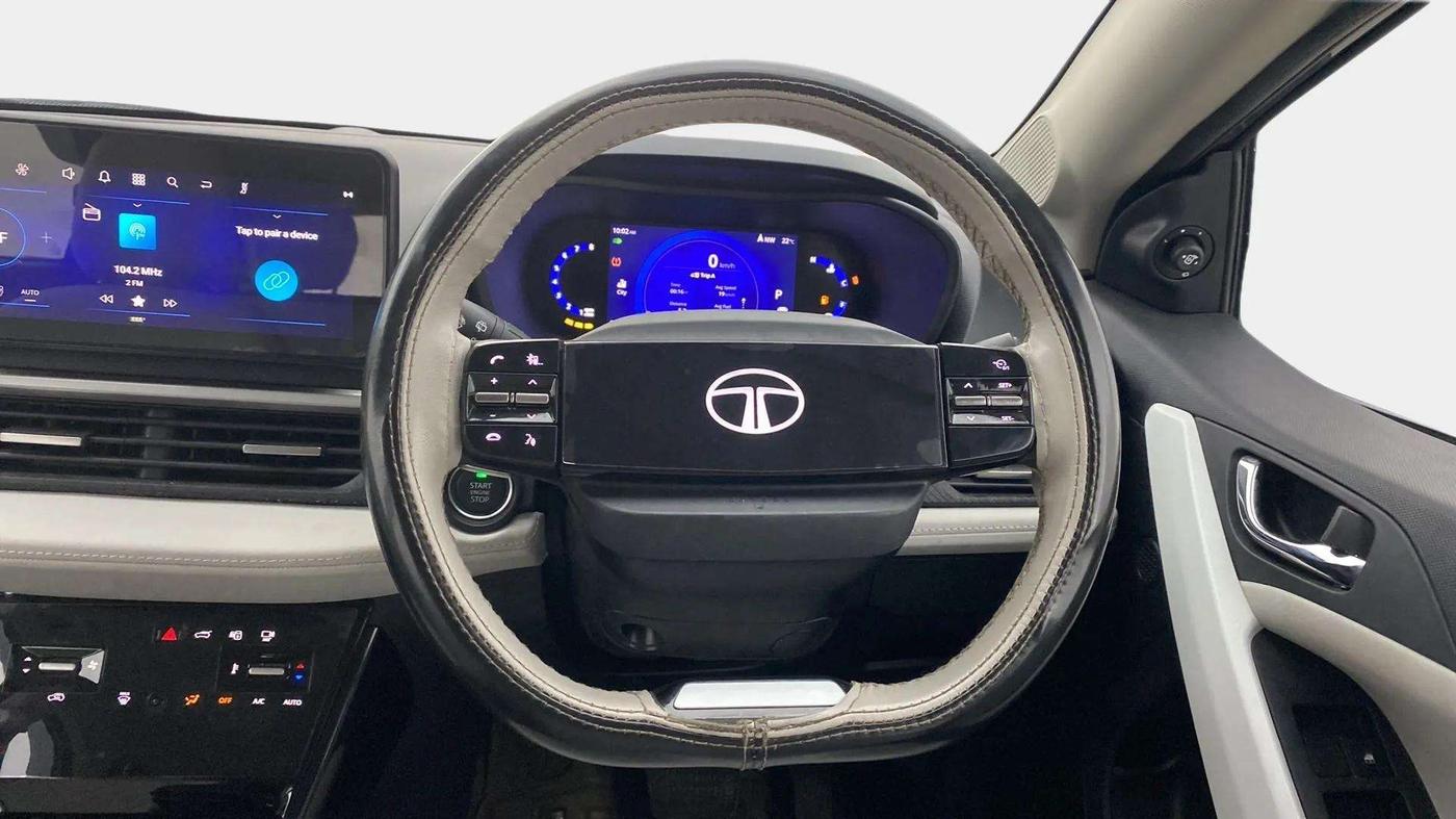 2023 Tata NEXON CREATIVE+ DCA DUAL TONE 1.2 PETROL, Petrol, Automatic, 23,022 km, Steering Wheel Close Up