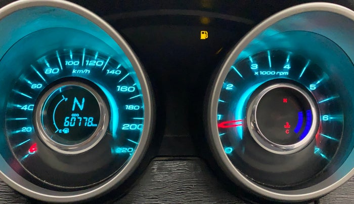 2015 Mahindra XUV500 W6, Diesel, Manual, 60,821 km, Odometer Image