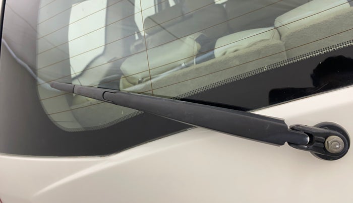 2015 Mahindra XUV500 W6, Diesel, Manual, 60,821 km, Rear Wiper