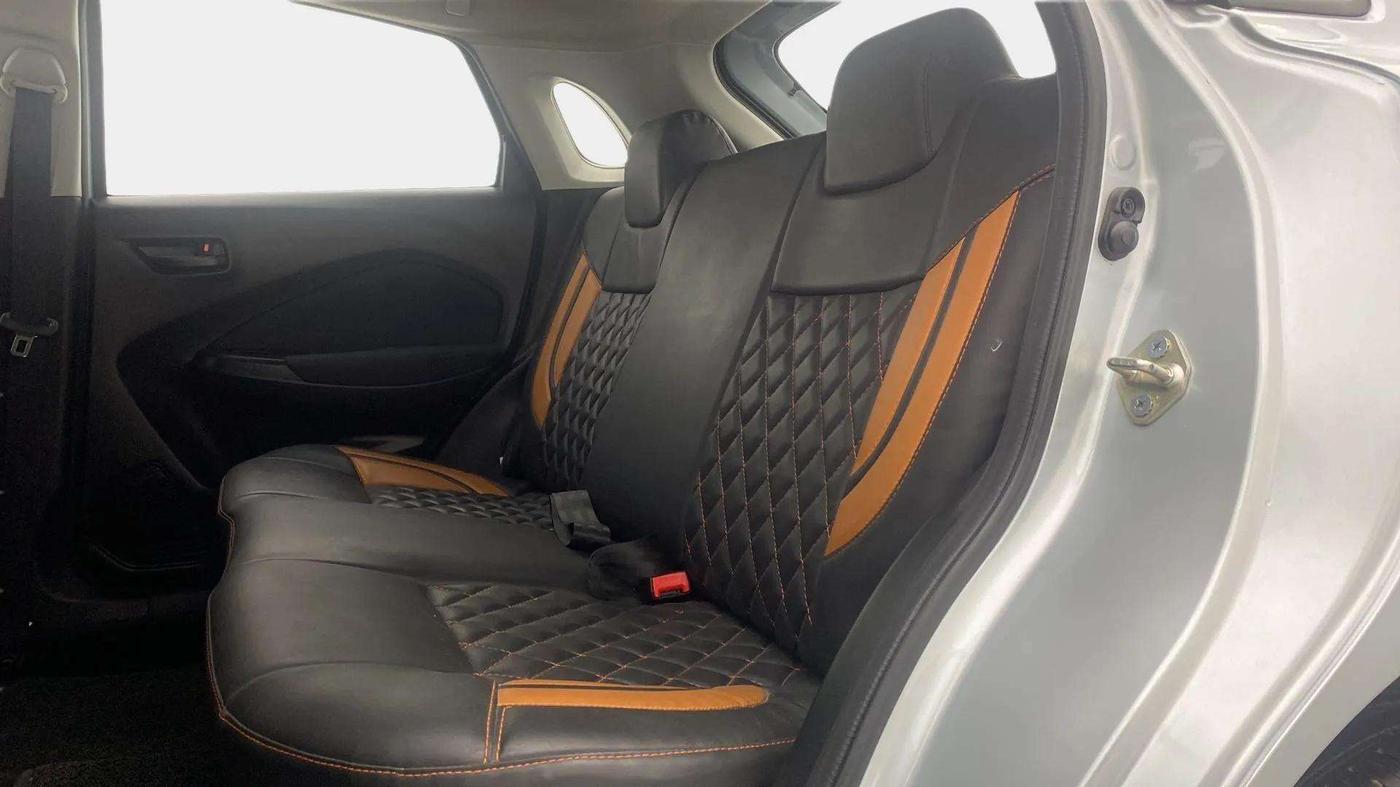 2022 Maruti Baleno DELTA PETROL 1.2, Petrol, Manual, 34,391 km, Right Side Rear Door Cabin