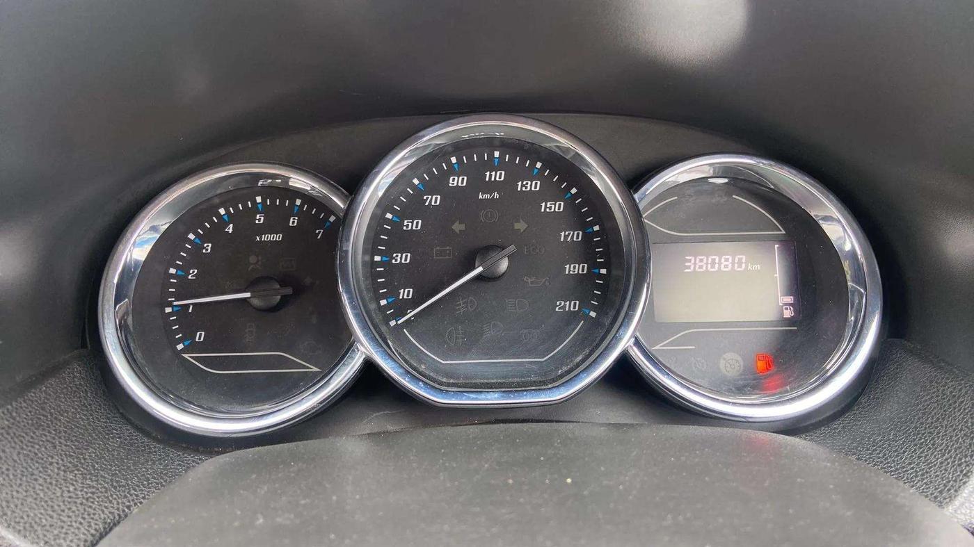 2020 Renault Duster RXS 1.5 PETROL MT, Petrol, Manual, 38,137 km, Odometer Image