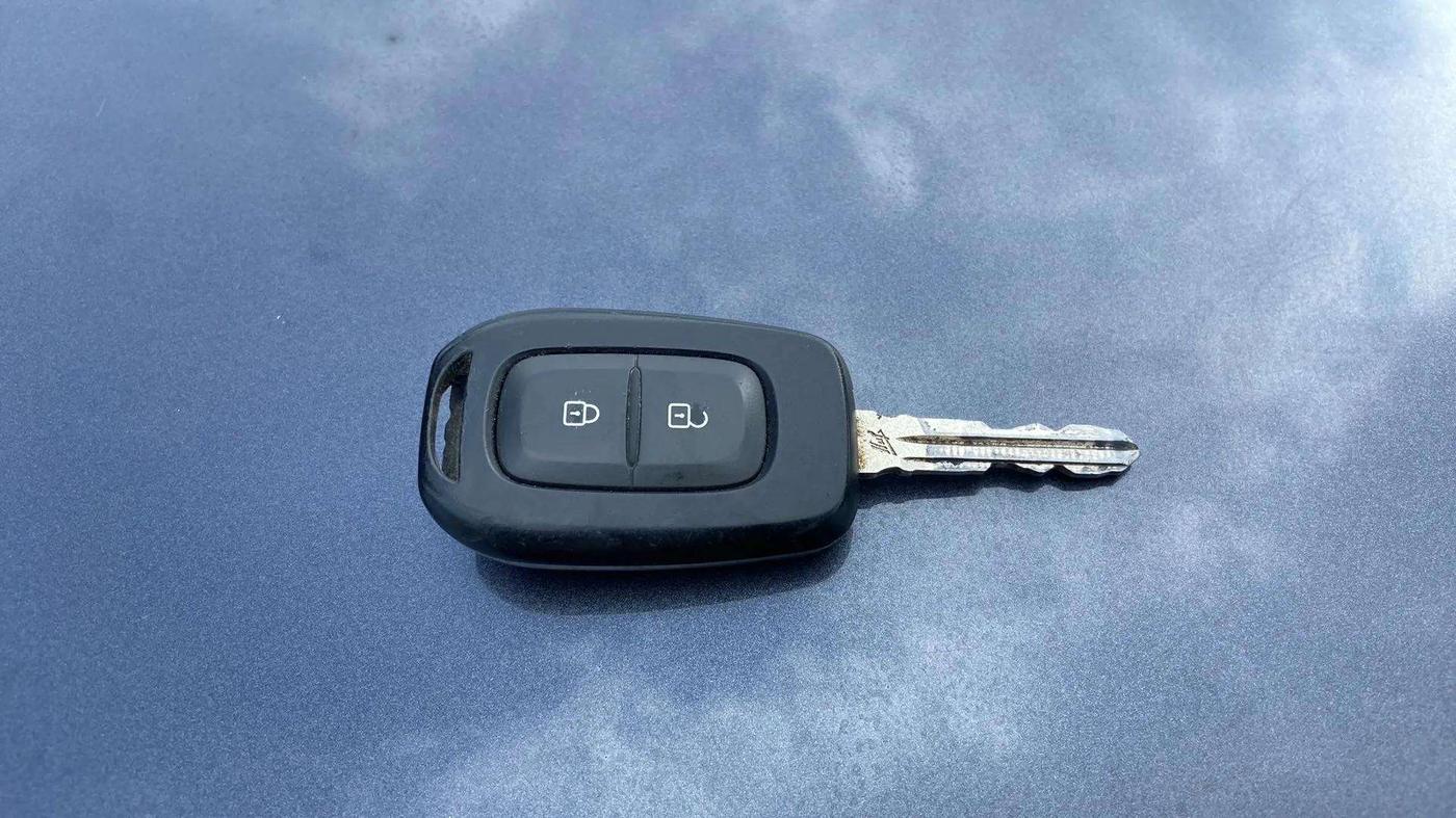 2020 Renault Duster RXS 1.5 PETROL MT, Petrol, Manual, 38,137 km, Key Close Up