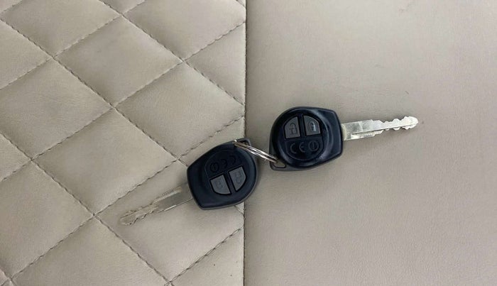 2018 Maruti Dzire VXI, Petrol, Manual, 50,204 km, Key Close Up