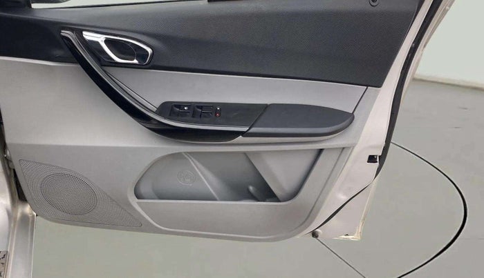 2020 Tata Tiago XZ PLUS PETROL, Petrol, Manual, 57,058 km, Driver Side Door Panels Control