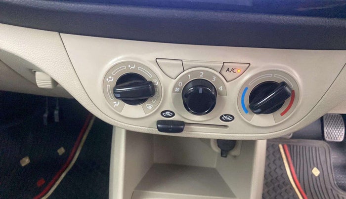 2022 Maruti Alto LXI O, Petrol, Manual, 8,363 km, AC Unit - Directional switch has minor damage