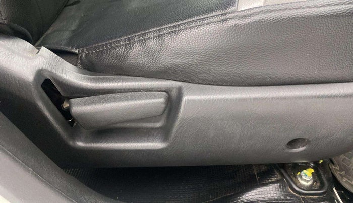 2022 Maruti Alto LXI O, Petrol, Manual, 8,363 km, Driver Side Adjustment Panel
