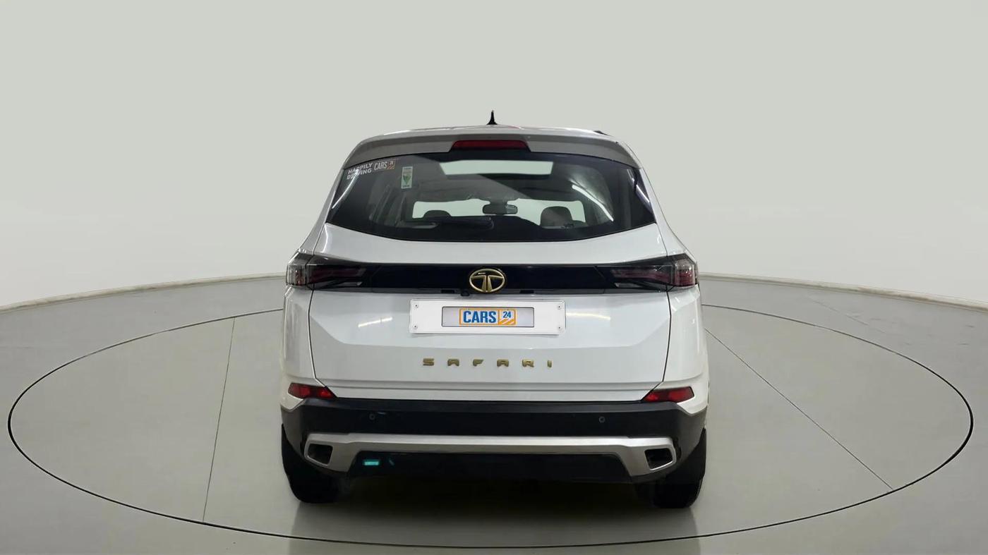 2022 Tata Safari XZA PLUS GOLD, Diesel, Automatic, 25,622 km, Back/Rear
