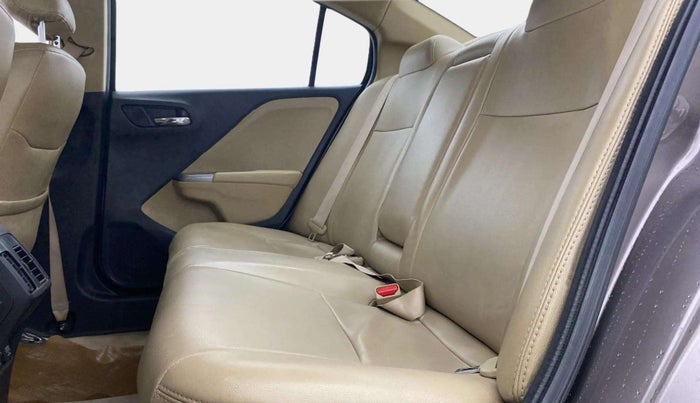 2015 Honda City 1.5L I-VTEC V MT, Petrol, Manual, 37,318 km, Right Side Rear Door Cabin