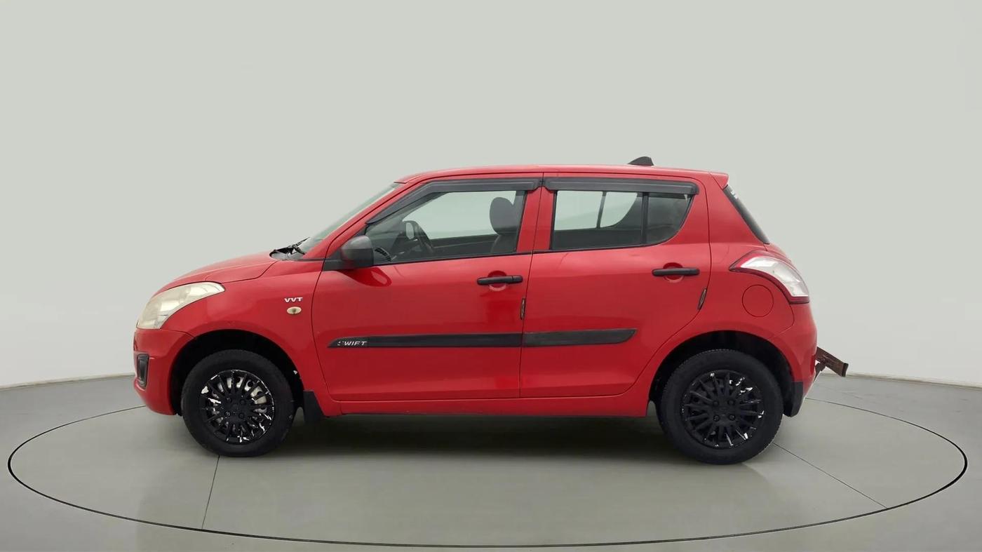 2017 Maruti Swift LXI (O), Petrol, Manual, 30,962 km, Left Side