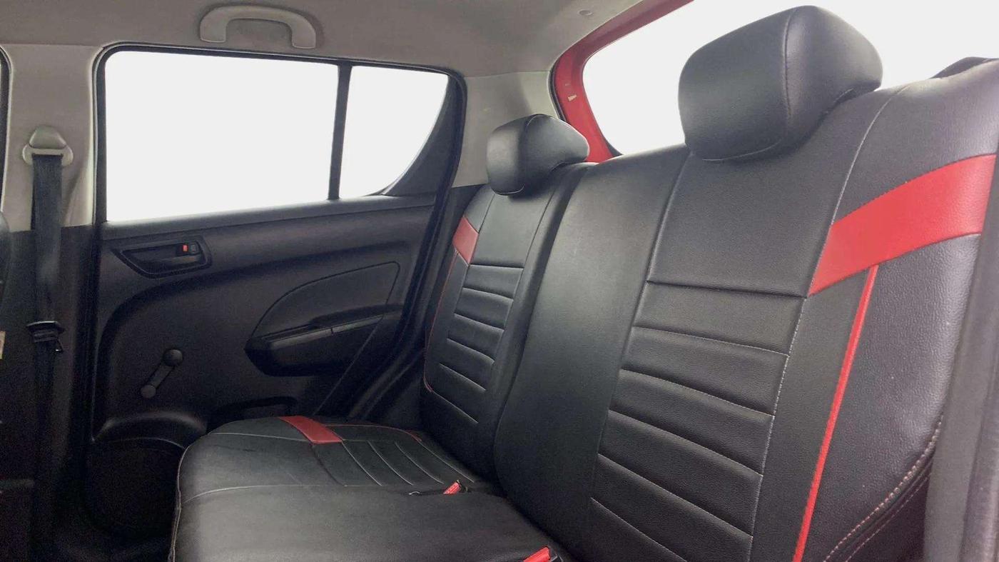 2017 Maruti Swift LXI (O), Petrol, Manual, 30,962 km, Right Side Rear Door Cabin