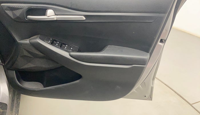 2019 KIA SELTOS HTE 1.5 DIESEL, Diesel, Manual, 41,721 km, Driver Side Door Panels Control