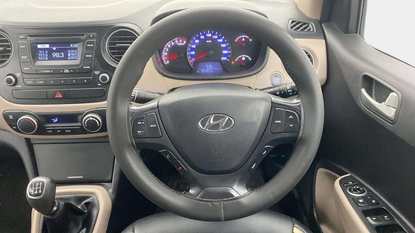 2014 Hyundai Xcent SX 1.2 (O), Petrol, Manual, 85,673 km, Steering Wheel Close Up