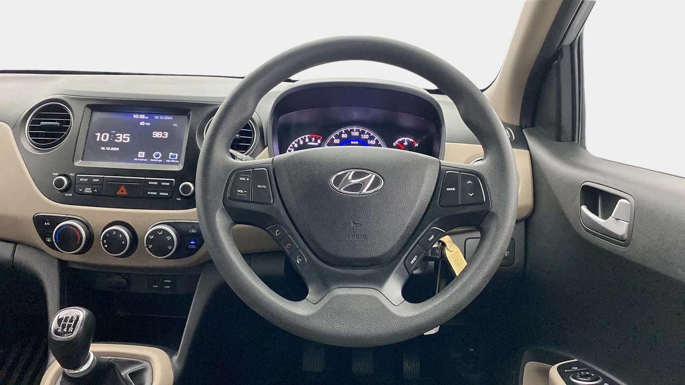 2019 Hyundai Grand i10 SPORTZ 1.2 KAPPA VTVT, Petrol, Manual, 26,466 km, Steering Wheel Close Up