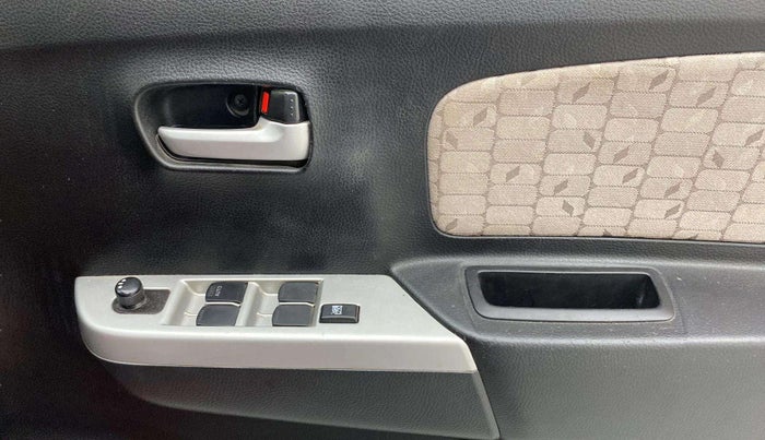 2015 Maruti Wagon R 1.0 VXI, Petrol, Manual, 48,418 km, Driver Side Door Panels Control