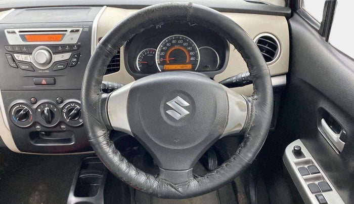 2015 Maruti Wagon R 1.0 VXI, Petrol, Manual, 48,418 km, Steering Wheel Close Up