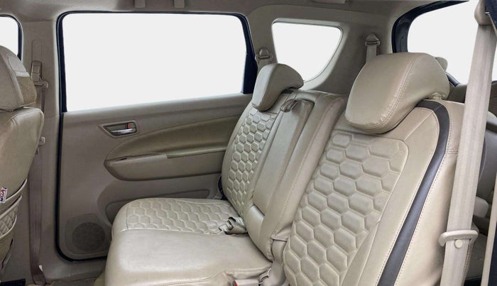 2017 Maruti Ertiga ZDI SHVS, Diesel, Manual, 45,218 km, Right Side Rear Door Cabin