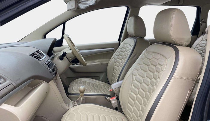 2017 Maruti Ertiga ZDI SHVS, Diesel, Manual, 45,218 km, Right Side Front Door Cabin