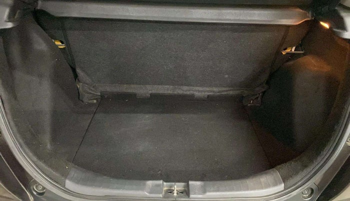 2017 Honda WR-V 1.2L I-VTEC VX MT, Petrol, Manual, 98,196 km, Boot Inside