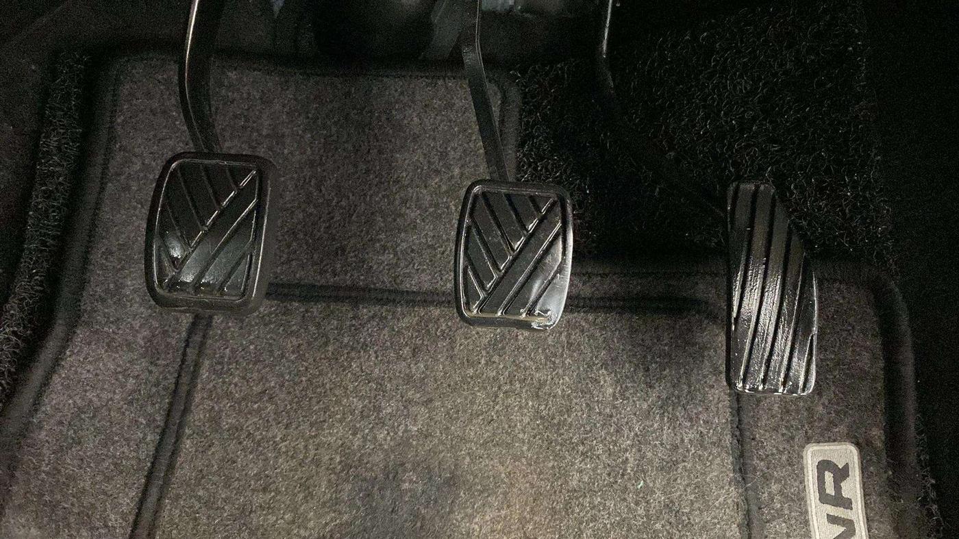 2018 Maruti Wagon R 1.0 LXI CNG, CNG, Manual, 95,212 km, Pedals