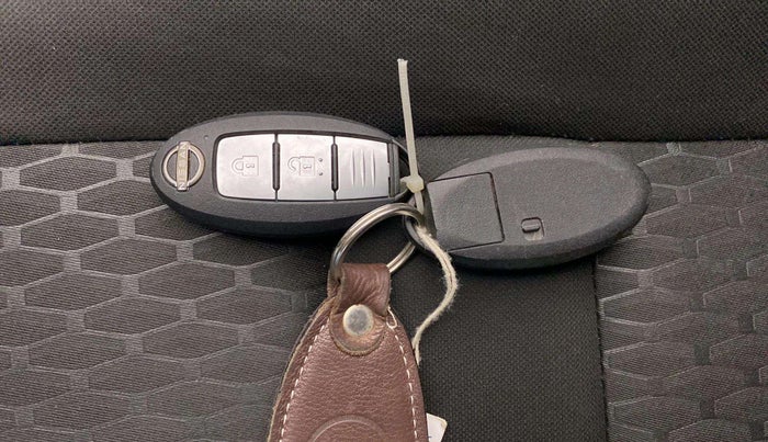 2023 Nissan MAGNITE XV MT, Petrol, Manual, 15,794 km, Key Close Up