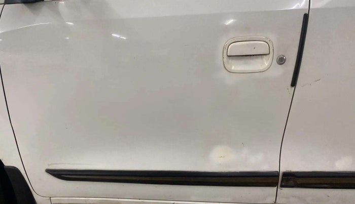 2019 Maruti New Wagon-R LXI CNG 1.0, CNG, Manual, 93,151 km, Front passenger door - Slight discoloration