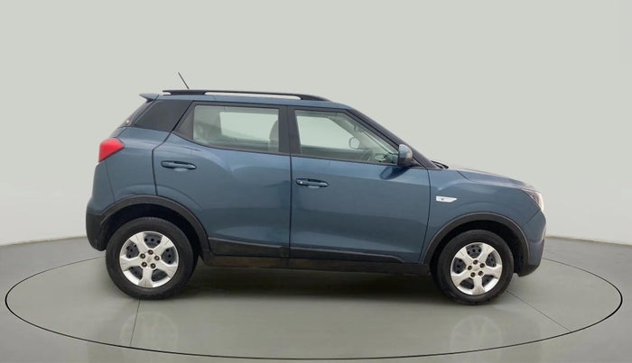 2020 Mahindra XUV300 W6 1.2 PETROL, Petrol, Manual, 30,627 km, Right Side