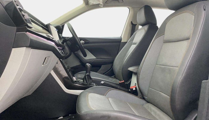 2021 Skoda KUSHAQ STYLE 1.0L TSI MT, Petrol, Manual, 27,330 km, Right Side Front Door Cabin