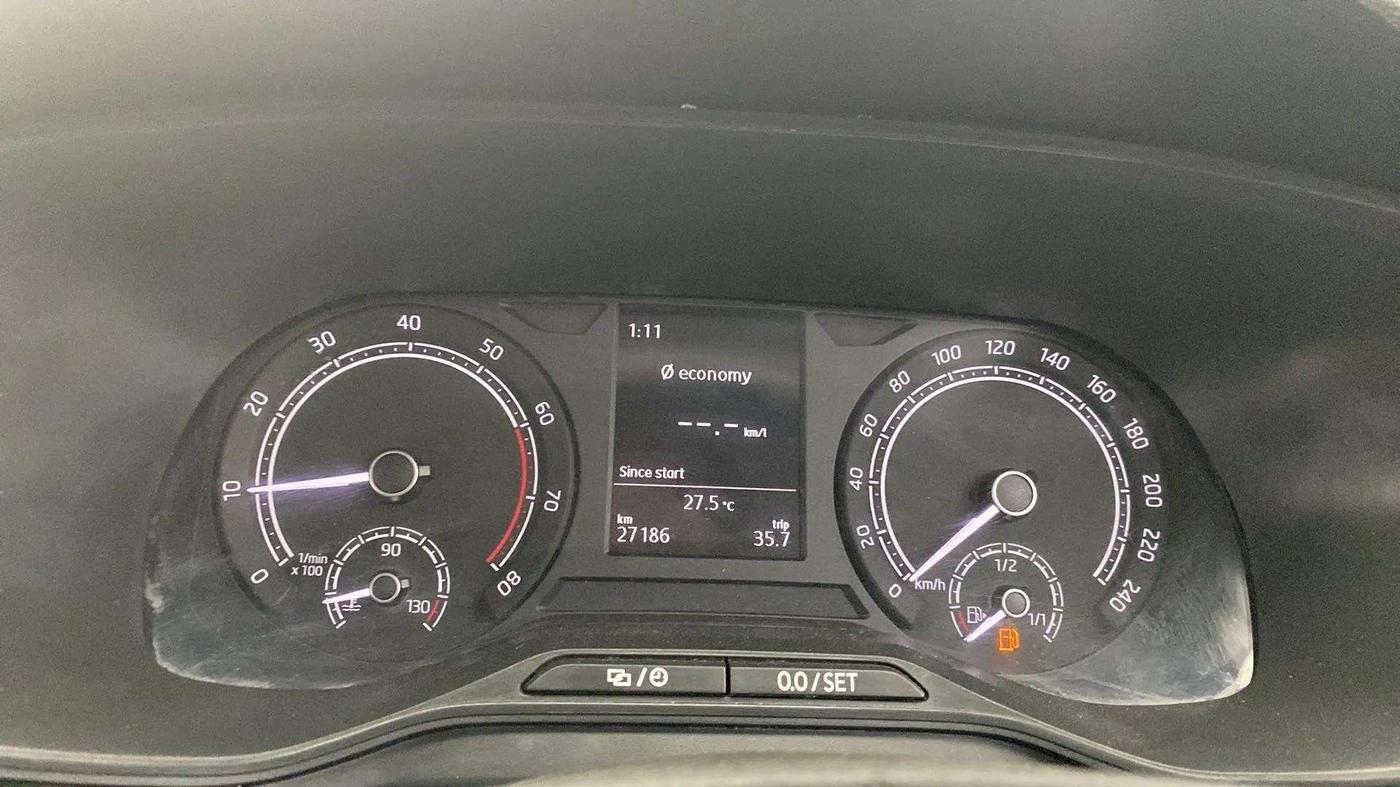 2021 Skoda KUSHAQ STYLE 1.0L TSI MT, Petrol, Manual, 27,330 km, Odometer Image