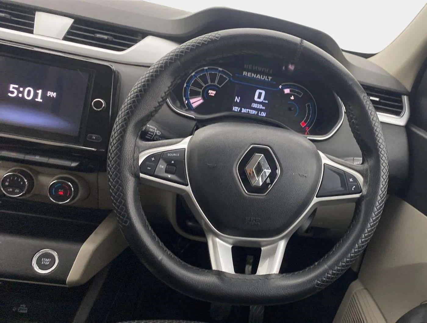 2022 Renault TRIBER RXZ AMT, Petrol, Automatic, 13,794 km, Steering Wheel Close Up
