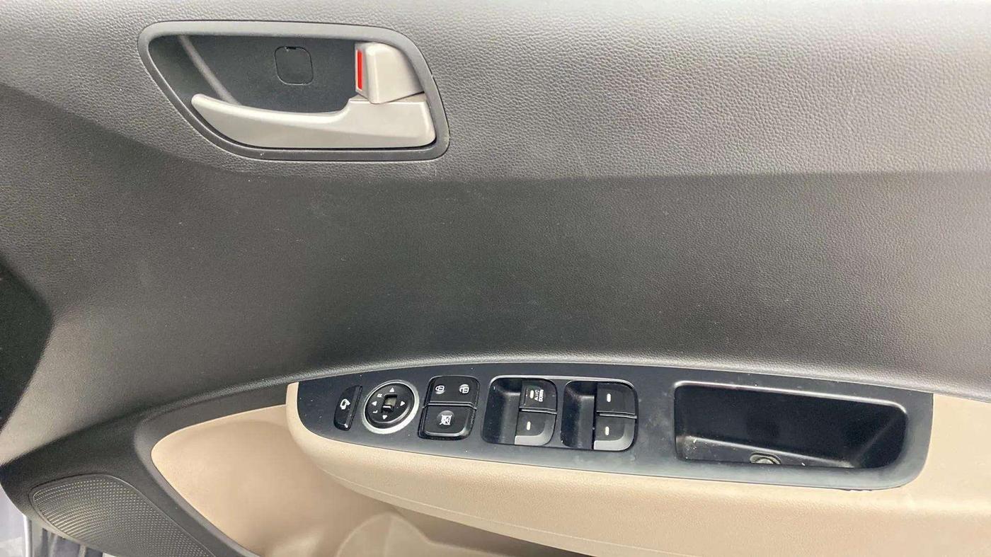 2014 Hyundai Grand i10 ASTA 1.2 KAPPA VTVT, Petrol, Manual, 24,021 km, Driver Side Door Panels Control
