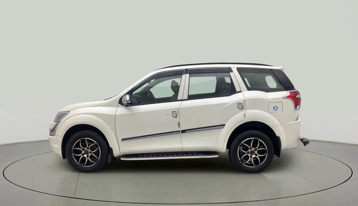 2018 Mahindra XUV500 W5, Diesel, Manual, 42,641 km, Left Side