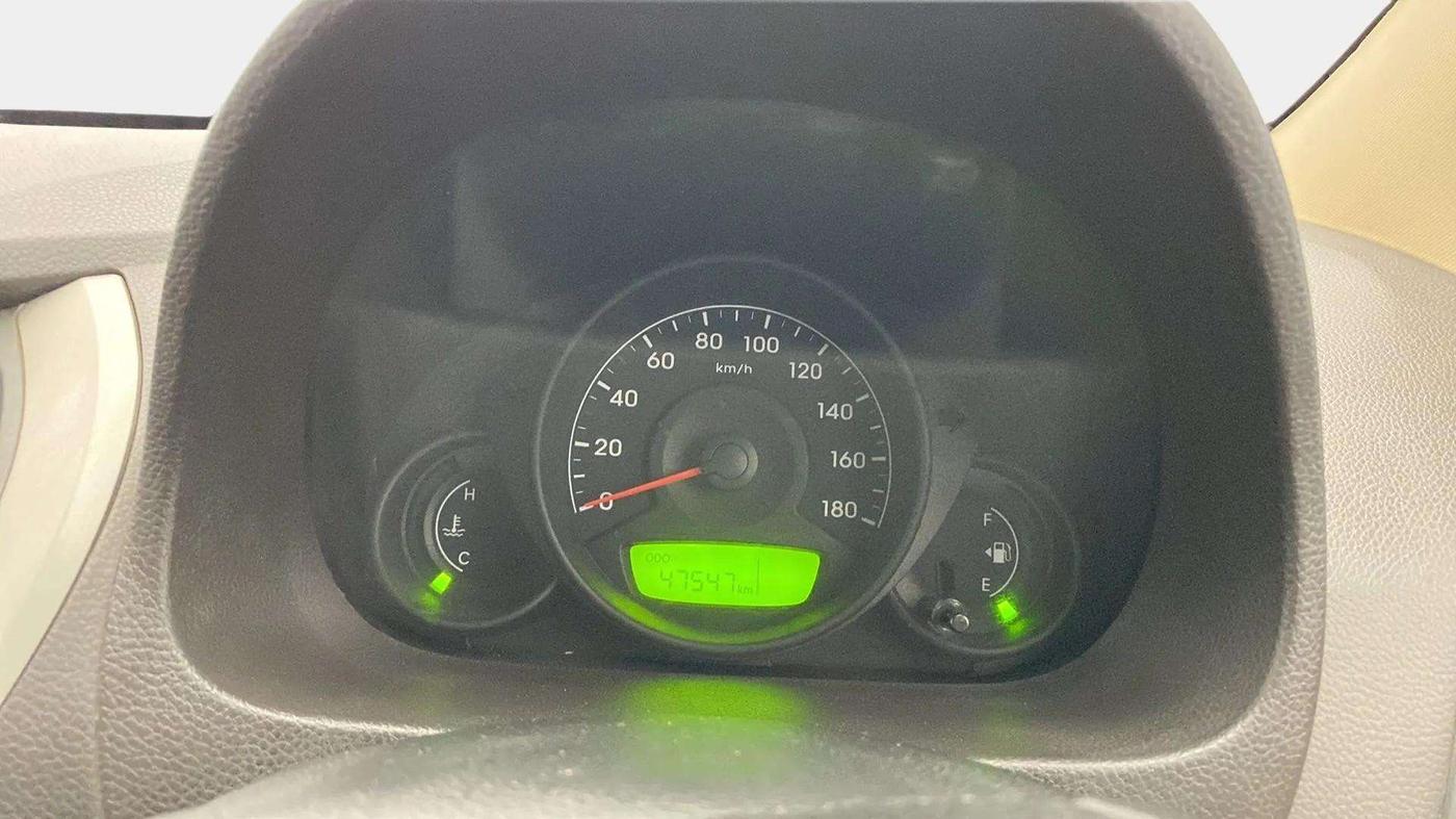 2016 Hyundai Eon ERA +, Petrol, Manual, 47,555 km, Odometer Image