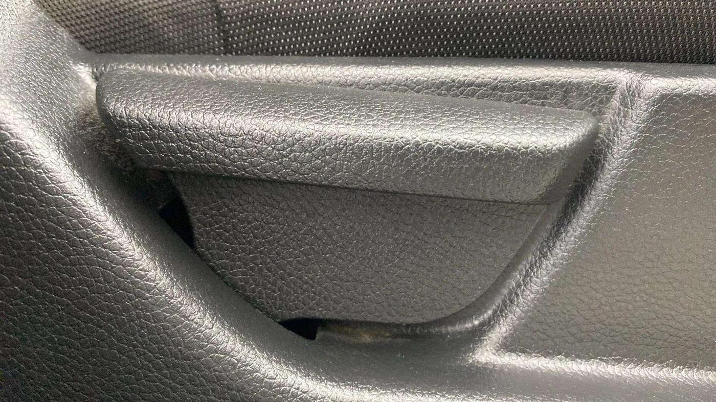 2016 Hyundai Eon ERA +, Petrol, Manual, 47,555 km, Driver Side Adjustment Panel