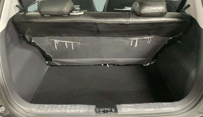 2023 Hyundai GRAND I10 NIOS ERA 1.2 KAPPA VTVT, Petrol, Manual, 1,834 km, Boot Inside