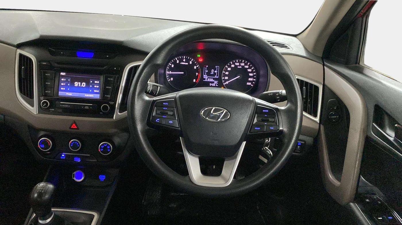 2018 Hyundai Creta E PLUS 1.6 PETROL, Petrol, Manual, 54,043 km, Steering Wheel Close Up