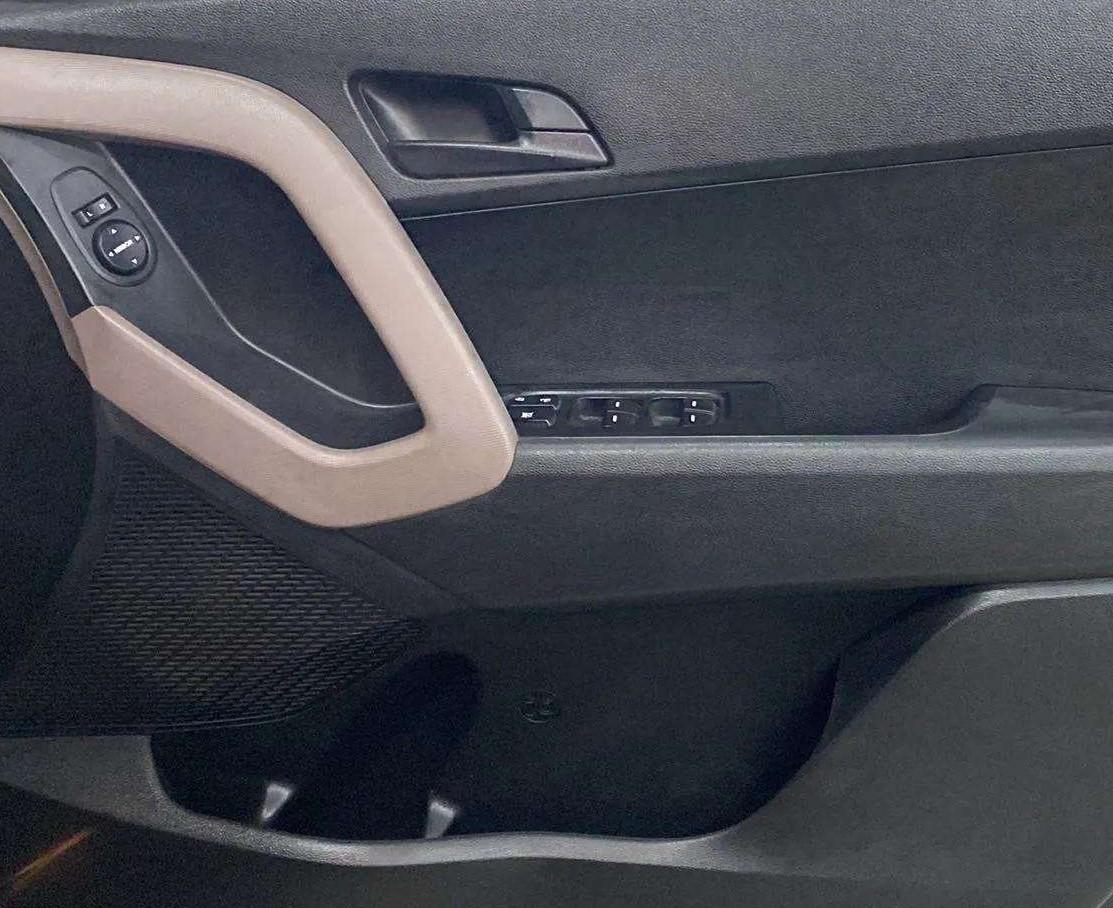 2018 Hyundai Creta E PLUS 1.6 PETROL, Petrol, Manual, 54,043 km, Driver Side Door Panels Control