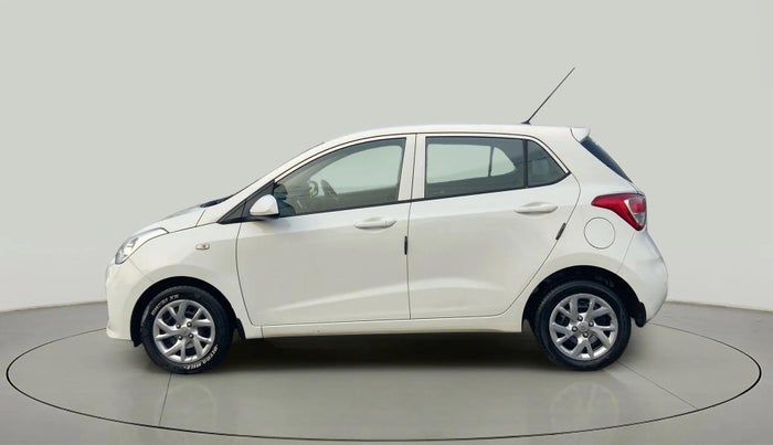 2017 Hyundai Grand i10 SPORTZ 1.2 KAPPA VTVT, CNG, Manual, 56,349 km, Left Side