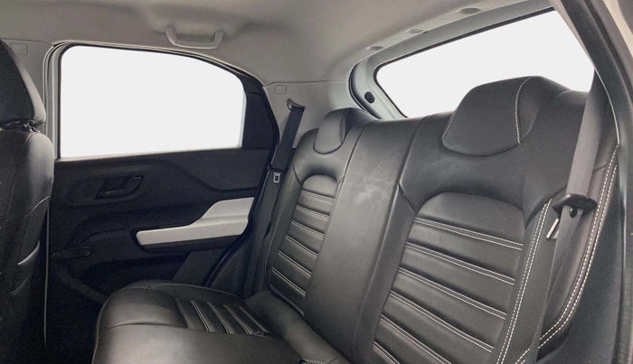 2023 Tata PUNCH PURE MT, Petrol, Manual, 9,604 km, Right Side Rear Door Cabin
